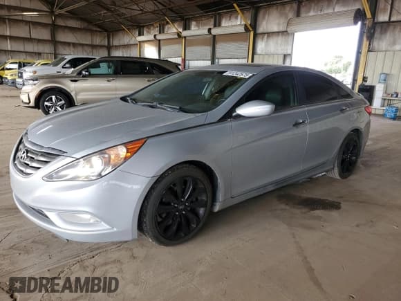 ✅ 2011 Hyundai Sonata Limited • VIN: 5NPEC4AC9BH062032 • Lot: 91242575. Listed on Copart with 187,151 mi. Free auction sales archive from the USA and detailed vehicle history report at DreamBid. Image 1.