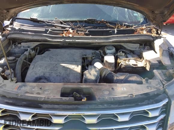 ✅ 2016 Ford Explorer Limited • VIN: 1FM5K8F8XGGA10253 • Lot: 41829757. Wystawiony na IAAI z przebiegiem 151 879 mil. Bezpłatny archiwum sprzedaży aukcyjnych z USA i szczegółowy raport historii pojazdu na DreamBid. Zdjęcie 10.