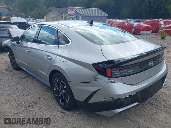 ✅ 2025 Hyundai Sonata SEL • VIN: KMHL64JA9SA484754 • Лот: 43098988. Опубликован ранее на IAAI с пробегом 6 649 миль. Бесплатный доступ к архиву аукционных продаж из США и подробный отчёт об истории автомобиля на DreamBid. Изображение 3.