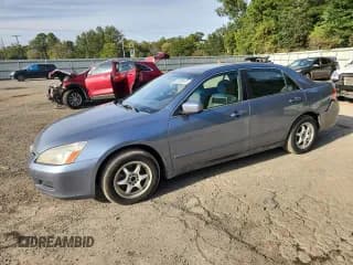 ✅ 2007 Honda Accord LX • VIN: 1HGCM56417A074042 • Lot: 82739875. Listed on Copart with 224,900 mi. Free auction sales archive from the USA and detailed vehicle history report at DreamBid. Image 1.