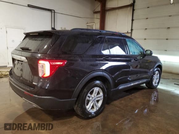 ✅ 2020 Ford Explorer XLT • VIN: 1FMSK8DH3LGC88315 • Lot: 80480024. Wystawiony na Copart z przebiegiem 63 125 mil. Bezpłatny archiwum sprzedaży aukcyjnych z USA i szczegółowy raport historii pojazdu na DreamBid. Zdjęcie 3.