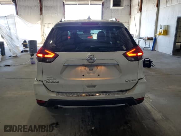 ✅ 2018 Nissan Rogue S • VIN: 5N1AT2MV4JC730292 • Лот: 87075465. Опубликован ранее на Copart с пробегом 87 141 миль. Бесплатный доступ к архиву аукционных продаж из США и подробный отчёт об истории автомобиля на DreamBid. Изображение 6.