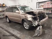 ✅ 2007 Toyota Highlander w/3rd Row • VIN: JTEEW21A070045078 • Lot: 42415121. Wystawiony na IAAI z przebiegiem 94 014 mil. Bezpłatny archiwum sprzedaży aukcyjnych z USA i szczegółowy raport historii pojazdu na DreamBid. Zdjęcie 1.