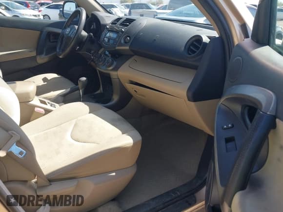 ✅ 2011 Toyota RAV4 • VIN: 2T3BK4DVXBW050564 • Лот: 42555444. Опубликован ранее на IAAI с пробегом 145 356 миль. Бесплатный доступ к архиву аукционных продаж из США и подробный отчёт об истории автомобиля на DreamBid. Изображение 5.