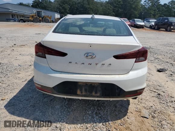 ✅ 2019 Hyundai Elantra SEL • VIN: 5NPD84LF1KH417604 • Lot: 81415305. Wystawiony na Copart z przebiegiem 154 249 mil. Bezpłatny archiwum sprzedaży aukcyjnych z USA i szczegółowy raport historii pojazdu na DreamBid. Zdjęcie 6.