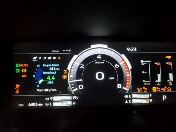 ✅ 2025 Toyota Tundra 1794 Edition • VIN: 5TFMA5DB1SX283123 • Лот: 68266245. Опубликован ранее на Copart с пробегом 6 303 миль. Бесплатный доступ к архиву аукционных продаж из США и подробный отчёт об истории автомобиля на DreamBid. Изображение 9.