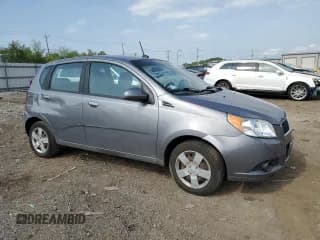 ✅ 2011 Chevrolet Aveo 1LT • VIN: KL1TD6DE7BB203251 • Лот: 68027875. Опубликован ранее на Copart с пробегом 32 990 миль. Бесплатный доступ к архиву аукционных продаж из США и подробный отчёт об истории автомобиля на DreamBid. Изображение 4.