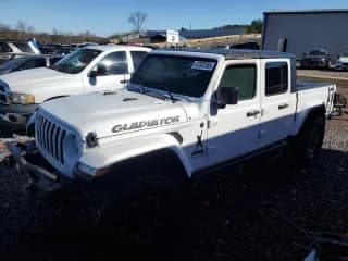 ✅ 2023 Jeep Gladiator Willys • VIN: 1C6HJTAG3PL527575 • Лот: 47552365. Опубликован ранее на Copart с пробегом Не указан. Бесплатный доступ к архиву аукционных продаж из США и подробный отчёт об истории автомобиля на DreamBid. Изображение 1.