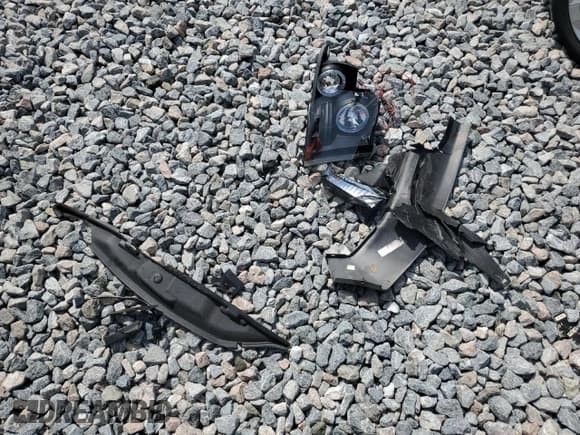 ✅ 2010 Dodge 1500 SLT • VIN: 1D7RB1CT4AS209105 • Lot: 61261075. Wystawiony na Copart z przebiegiem 115 199 mil. Bezpłatny archiwum sprzedaży aukcyjnych z USA i szczegółowy raport historii pojazdu na DreamBid. Zdjęcie 12.