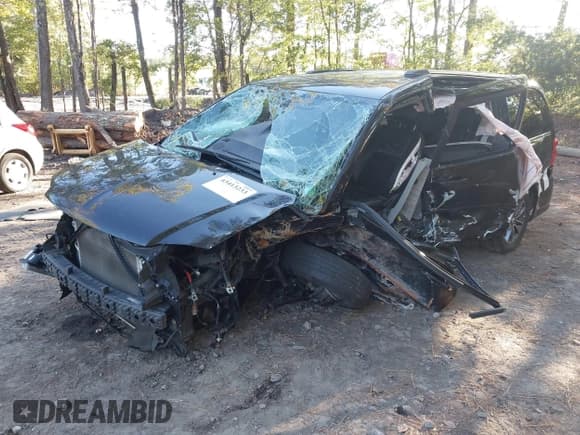 ✅ 2017 Dodge Grand Caravan SXT • VIN: 2C4RDGCG4HR806955 • Lot: 43413233. Wystawiony na IAAI z przebiegiem Nie podano. Bezpłatny archiwum sprzedaży aukcyjnych z USA i szczegółowy raport historii pojazdu na DreamBid. Zdjęcie 16.