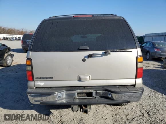 ✅ 2006 Chevrolet Tahoe LT • VIN: 1GNEC13Z06R161280 • Lot: 83613344. Wystawiony na Copart z przebiegiem 179 786 mil. Bezpłatny archiwum sprzedaży aukcyjnych z USA i szczegółowy raport historii pojazdu na DreamBid. Zdjęcie 6.