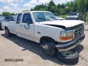 ✅ 1994 Ford F-150 • VIN: 1FTEX15HXRKB24395 • Lot: 42701671. Wystawiony na IAAI z przebiegiem Nie podano. Bezpłatny archiwum sprzedaży aukcyjnych z USA i szczegółowy raport historii pojazdu na DreamBid. Zdjęcie 1.