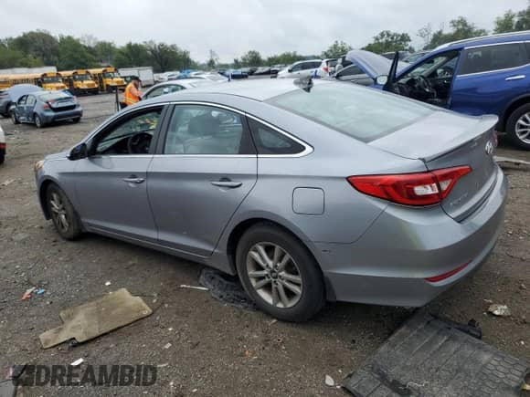 2015 Hyundai Sonata Eco z VIN 5NPE24AA0FH116504, wystawiony jako Copart lot #83822365 z przebiegiem 104 961 mil mil oraz Szkoda całkowita • Salvage title. Historia ofert i sprzedaży dostępna na DreamBid. Obrazek 2.