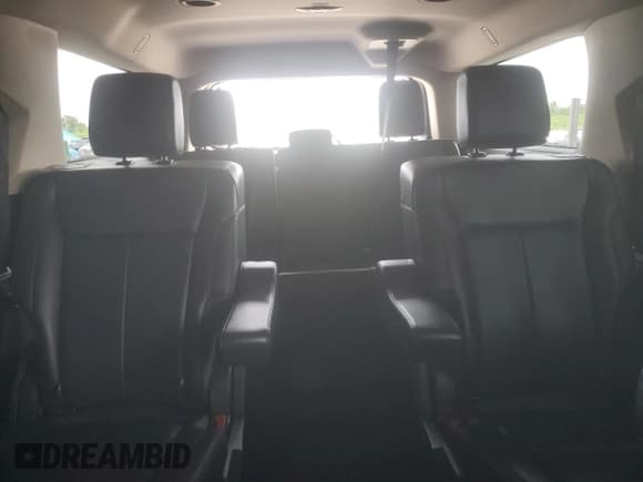 ✅ 2024 Ford Expedition Max XLT • VIN: 1FMJK1H87REA73277 • Lot: 83824145. Wystawiony na Copart z przebiegiem 12 683 mil. Bezpłatny archiwum sprzedaży aukcyjnych z USA i szczegółowy raport historii pojazdu na DreamBid. Zdjęcie 10.