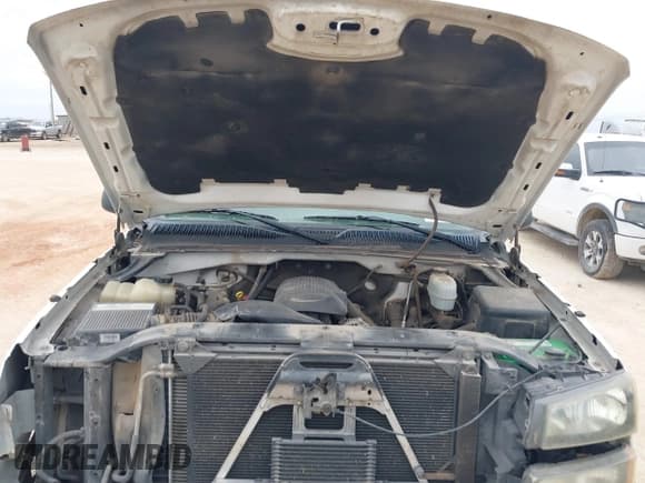 ✅ 2004 Chevrolet Silverado 2500HD • VIN: 1GBHC29U94E392193 • Лот: 41441538. Опубликован ранее на IAAI с пробегом 149 591 миль. Бесплатный доступ к архиву аукционных продаж из США и подробный отчёт об истории автомобиля на DreamBid. Изображение 10.