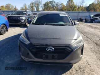 2017 Hyundai Ioniq Blue с VIN KMHC65LCXHU024840, выставлен на аукционе Copart как лот 76597864 с пробегом 70 901 миль миль и Списание • Salvage title. История ставок и продаж доступна на DreamBid. Изображение 5.