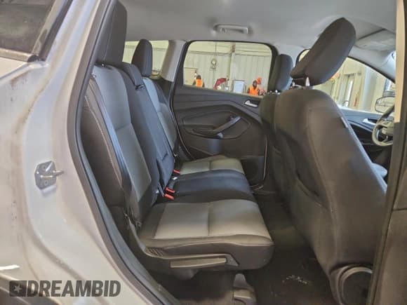 ✅ 2018 Ford Escape SE • VIN: 1FMCU9GD5JUC63010 • Lot: 96084075. Wystawiony na Copart z przebiegiem 60 259 mil. Bezpłatny archiwum sprzedaży aukcyjnych z USA i szczegółowy raport historii pojazdu na DreamBid. Zdjęcie 11.