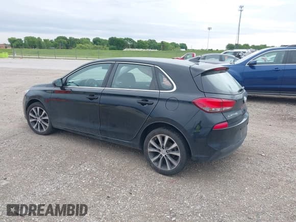 ✅ 2019 Hyundai Elantra • VIN: KMHH35LE9KU109353 • Lot: 42284791. Listed on IAAI with 107,510 mi. Free auction sales archive from the USA and detailed vehicle history report at DreamBid. Image 3.