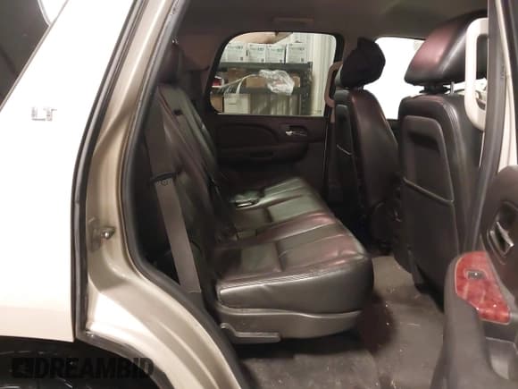 ✅ 2013 Chevrolet Tahoe LT • VIN: 1GNSKBE08DR215142 • Lot: 43665019. Listed on IAAI with 203,239 mi. Free auction sales archive from the USA and detailed vehicle history report at DreamBid. Image 8.