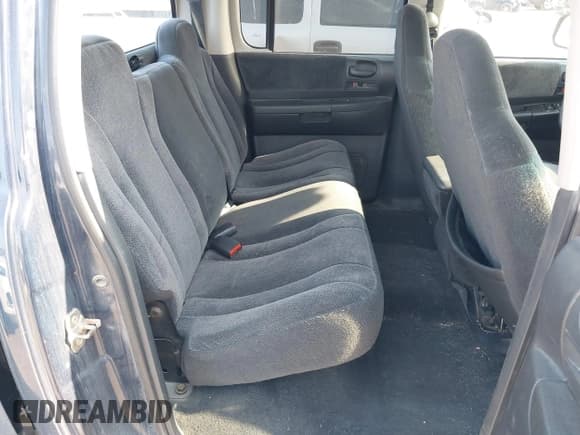 ✅ 2004 Dodge Dakota SLT • VIN: 1D7HG48N14S610012 • Lot: 39853794. Wystawiony na IAAI z przebiegiem 158 998 mil. Bezpłatny archiwum sprzedaży aukcyjnych z USA i szczegółowy raport historii pojazdu na DreamBid. Zdjęcie 8.