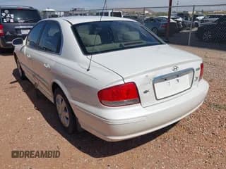 ✅ 2002 Hyundai Sonata • VIN: KMHWF25S82A597793 • Lot: 42778392. Listed on IAAI with 53,992 mi. Free auction sales archive from the USA and detailed vehicle history report at DreamBid. Image 3.