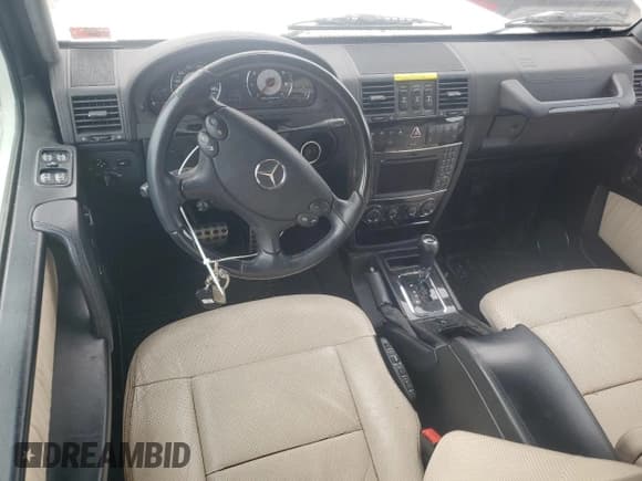 ✅ 2011 Mercedes-Benz G • VIN: WDCYC7BF5BX192444 • Lot: 42644685. Wystawiony na Copart z przebiegiem 84 085 mil. Bezpłatny archiwum sprzedaży aukcyjnych z USA i szczegółowy raport historii pojazdu na DreamBid. Zdjęcie 8.