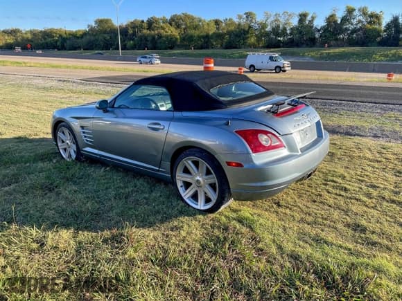 ✅ 2005 Chrysler Crossfire Limited • VIN: 1C3AN65L25X040644 • Lot: 96235665. Listed on Copart with 65,837 mi. Free auction sales archive from the USA and detailed vehicle history report at DreamBid. Image 3.