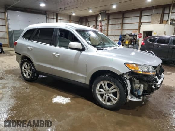 ✅ 2010 Hyundai Santa Fe Limited • VIN: 5NMSK4AG1AH333511 • Lot: 87469424. Listed on Copart with 121,492 mi. Free auction sales archive from the USA and detailed vehicle history report at DreamBid. Image 4.