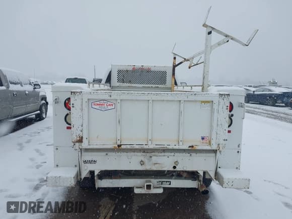 ✅ 2015 Chevrolet Silverado 2500HD Work Truck • VIN: 1GB2CUEG4FZ131745 • Lot: 41293213. Listed on IAAI with 236,044 mi. Free auction sales archive from the USA and detailed vehicle history report at DreamBid. Image 16.