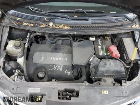 ✅ 2011 Lincoln MKX • VIN: 2LMDJ8JK0BBJ21139 • Lot: 43638480. Listed on IAAI with 184,871 mi. Free auction sales archive from the USA and detailed vehicle history report at DreamBid. Image 10.