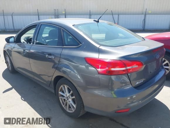 ✅ 2017 Ford Focus SE • VIN: 1FADP3F26HL308880 • Lot: 41991909. Listed on IAAI with 103,403 mi. Free auction sales archive from the USA and detailed vehicle history report at DreamBid. Image 3.