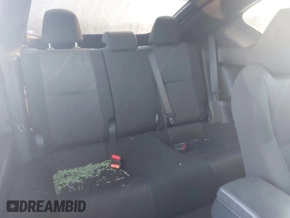 ✅ 2013 Scion tC • VIN: JTKJF5C74D3057890 • Lot: 43337109. Wystawiony na IAAI z przebiegiem 83 949 mil. Bezpłatny archiwum sprzedaży aukcyjnych z USA i szczegółowy raport historii pojazdu na DreamBid. Zdjęcie 8.