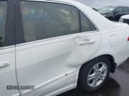 ✅ 2007 Honda Accord LX SE • VIN: JHMCM56317C020264 • Лот: 43556238. Опубликован ранее на IAAI с пробегом 205 171 миль. Бесплатный доступ к архиву аукционных продаж из США и подробный отчёт об истории автомобиля на DreamBid. Изображение 6.