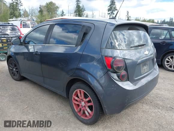 2013 Chevrolet Sonic LT with VIN 1G1JD6SG1D4175273, listed as a IAAI auction lot 42088533 with 108,974 mi miles and . Bid and sale history available at DreamBid. Image 3.