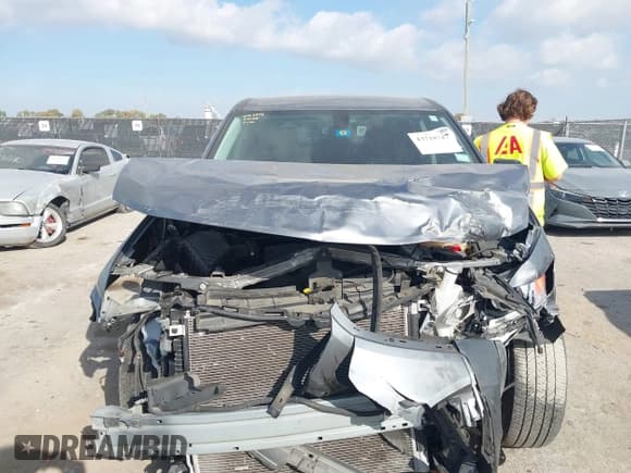 ✅ 2021 Chevrolet Traverse LS • VIN: 1GNERFKW7MJ231128 • Lot: 43718747. Listed on IAAI with 37,809 mi. Free auction sales archive from the USA and detailed vehicle history report at DreamBid. Image 13.