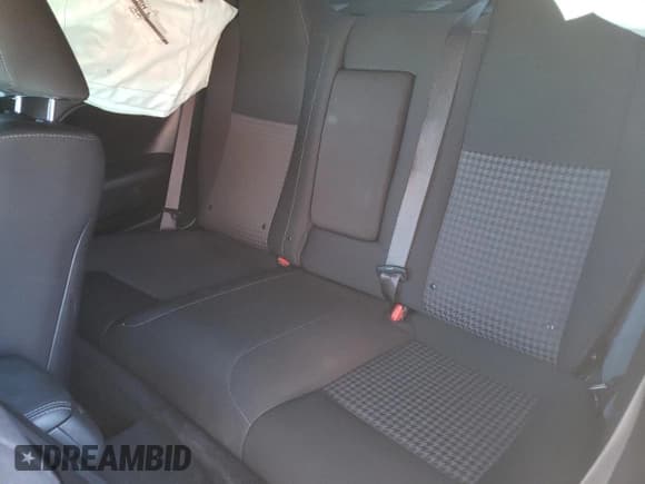 ✅ 2022 Dodge Challenger GT • VIN: 2C3CDZKG3NH152121 • Lot: 49669513. Wystawiony na Copart z przebiegiem 15 315 mil. Bezpłatny archiwum sprzedaży aukcyjnych z USA i szczegółowy raport historii pojazdu na DreamBid. Zdjęcie 10.