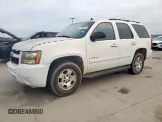 2007 Chevrolet Tahoe LT с VIN 1GNFC13047J402179, выставлен на аукционе Copart как лот 81703535 с пробегом 225 475 миль миль и Списание • Salvage title. История ставок и продаж доступна на DreamBid. Изображение 1.