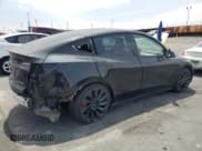 ✅ 2022 Tesla Model Y Performance • VIN: 7SAYGDEF1NF484582 • Lot: 59596305. Listed on Copart with 7,611 mi. Free auction sales archive from the USA and detailed vehicle history report at DreamBid. Image 3.