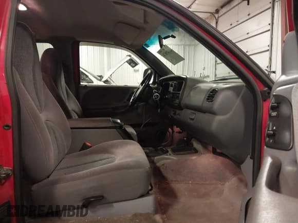 ✅ 1997 Dodge Dakota • VIN: 1B7GG23X1VS116575 • Лот: 43349876. Опубликован ранее на IAAI с пробегом 169 635 миль. Бесплатный доступ к архиву аукционных продаж из США и подробный отчёт об истории автомобиля на DreamBid. Изображение 5.