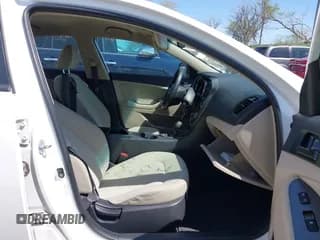 ✅ 2011 Kia Optima LX • VIN: KNAGM4A75B5081229 • Лот: 42192914. Опубликован ранее на IAAI с пробегом 132 970 миль. Бесплатный доступ к архиву аукционных продаж из США и подробный отчёт об истории автомобиля на DreamBid. Изображение 5.