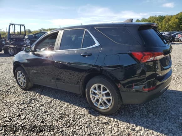 ✅ 2022 Chevrolet Equinox LT • VIN: 2GNAXUEVXN6104447 • Лот: 84964615. Опубликован ранее на Copart с пробегом 39 257 миль. Бесплатный доступ к архиву аукционных продаж из США и подробный отчёт об истории автомобиля на DreamBid. Изображение 2.