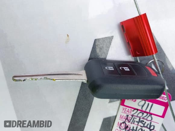 ✅ 2020 Mitsubishi Outlander ES • VIN: JA4AD2A3XLZ039461 • Lot: 43704011. Listed on IAAI with 115,441 mi. Free auction sales archive from the USA and detailed vehicle history report at DreamBid. Image 11.