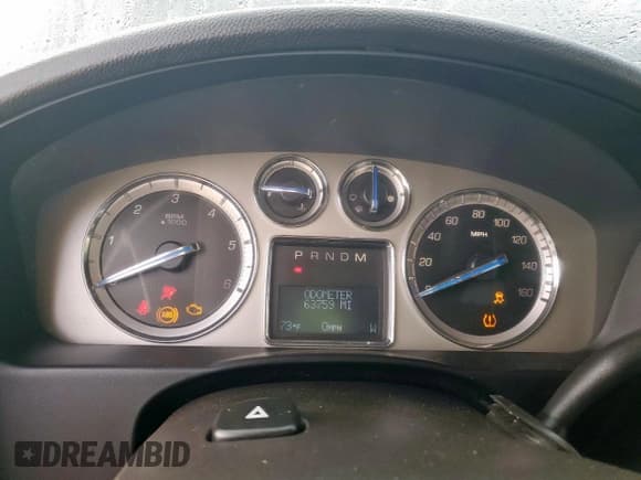 ✅ 2014 Cadillac Escalade ESV Premium • VIN: 1GYS4JEF4ER170617 • Лот: 90271205. Опубликован ранее на Copart с пробегом 63 759 миль. Бесплатный доступ к архиву аукционных продаж из США и подробный отчёт об истории автомобиля на DreamBid. Изображение 9.