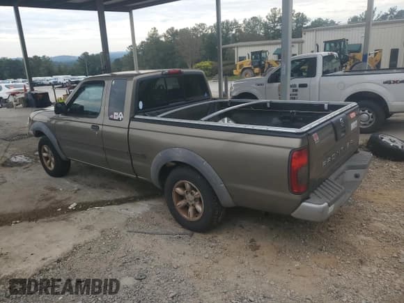 ✅ 2002 Nissan Frontier XE • VIN: 1N6DD26S72C333966 • Lot: 81813545. Listed on Copart with 105,827 mi. Free auction sales archive from the USA and detailed vehicle history report at DreamBid. Image 2.