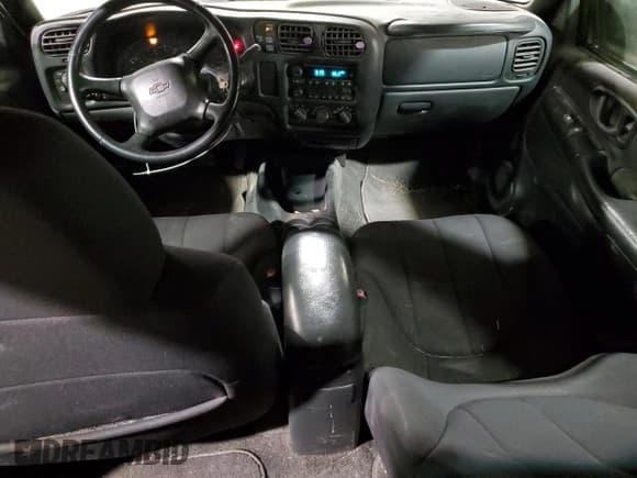 ✅ 2004 Chevrolet S-10 LS • VIN: 1GCDT13X84K149130 • Лот: 84421154. Опубликован ранее на Copart с пробегом 200 221 миль. Бесплатный доступ к архиву аукционных продаж из США и подробный отчёт об истории автомобиля на DreamBid. Изображение 8.