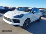 ✅ 2019 Porsche Cayenne • VIN: WP1AA2AY0KDA17506 • Lot: 43505914. Wystawiony na IAAI z przebiegiem 104 632 mil. Bezpłatny archiwum sprzedaży aukcyjnych z USA i szczegółowy raport historii pojazdu na DreamBid. Zdjęcie 2.