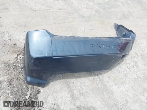 ✅ 2008 Jeep Patriot Sport • VIN: 1J8FF28W98D736350 • Lot: 42521726. Listed on IAAI with 213,473 mi. Free auction sales archive from the USA and detailed vehicle history report at DreamBid. Image 12.