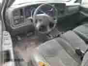 ✅ 2005 Chevrolet Silverado 1500 LS • VIN: 1GCEK19V05Z102728 • Lot: 42457325. Wystawiony na Copart z przebiegiem 313 488 mil mil. Skorzystaj z bezpłatnego archiwum sprzedaży aukcyjnych z USA i zobacz szczegółowy raport historii pojazdu na DreamBid. Zdjęcie 8.