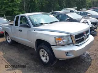 2009 Dodge Dakota ST с VIN 1D7HE22K89S739039, выставлен на аукционе IAAI как лот 42414097 с пробегом 232 619 миль миль и . История ставок и продаж доступна на DreamBid. Изображение 1.