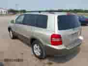 2001 Toyota Highlander с VIN JTEGD21A310017801, выставлен на аукционе IAAI как лот 42401774 с пробегом 150 456 миль миль и . История ставок и продаж доступна на DreamBid. Изображение 3.